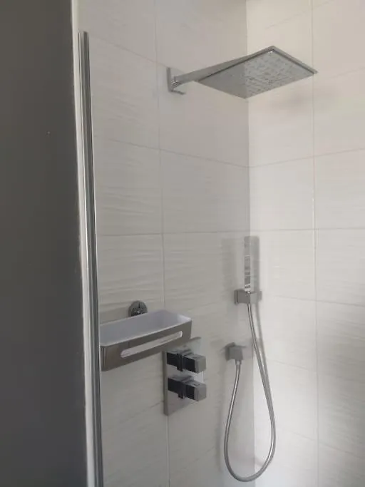 Holiday home Maison Lumineuse, Quartier Calme, Proche Mer, 8 Personnes Santec